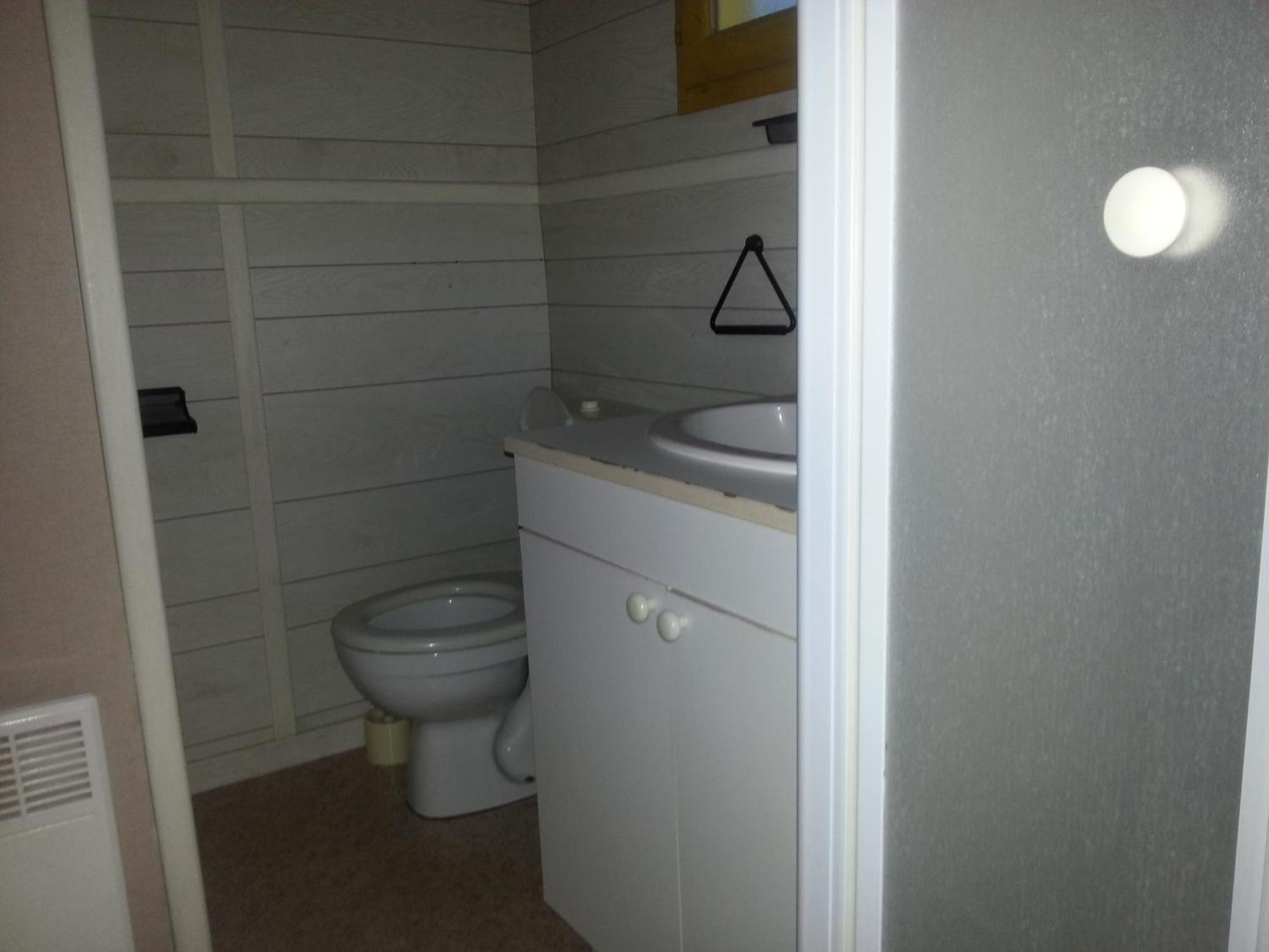 Camping Paradis Bellerive Montfrin Room photo