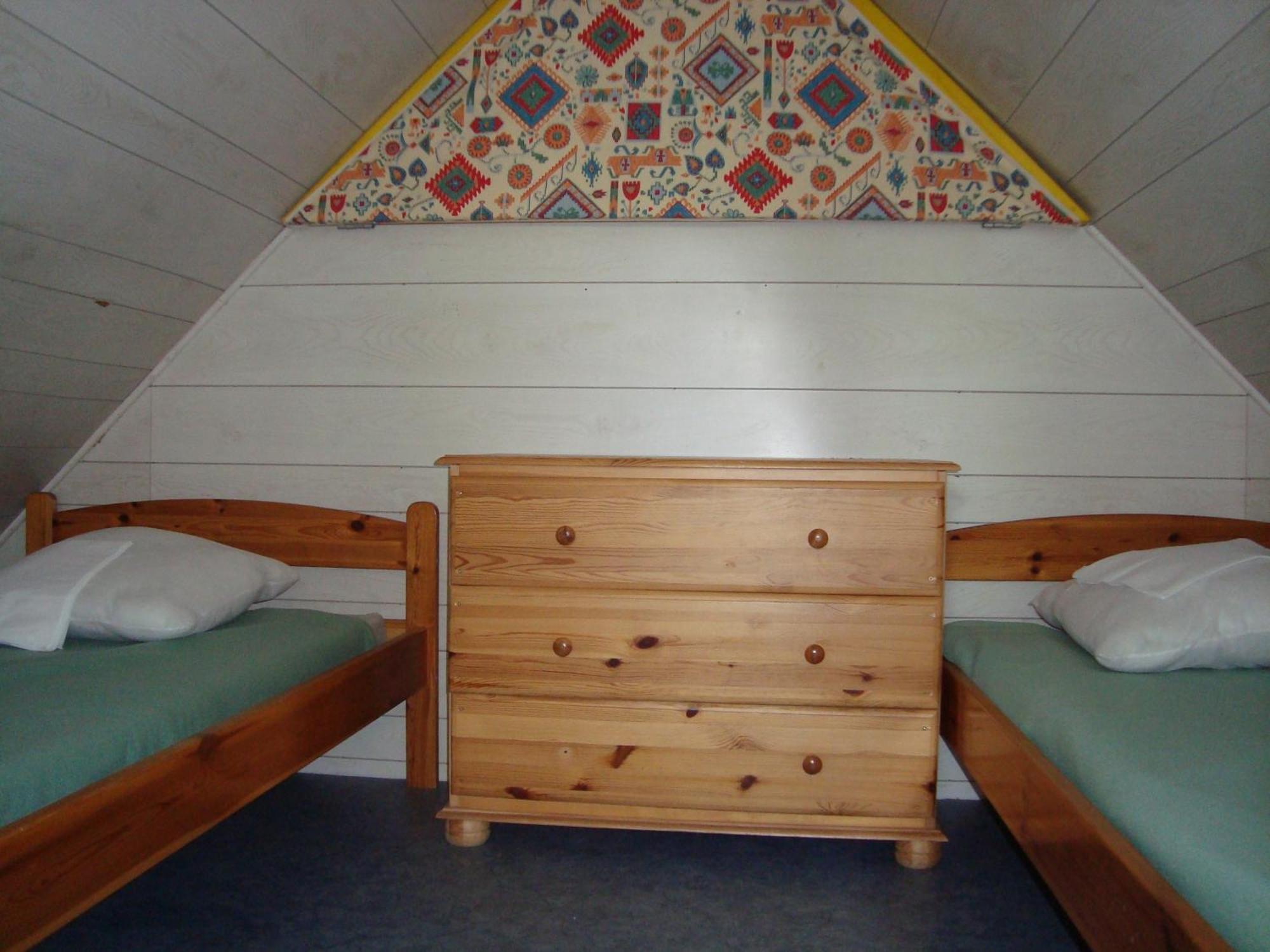 Camping Paradis Bellerive Montfrin Room photo